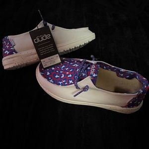 Womens Hey Dude Americana Leo shoes